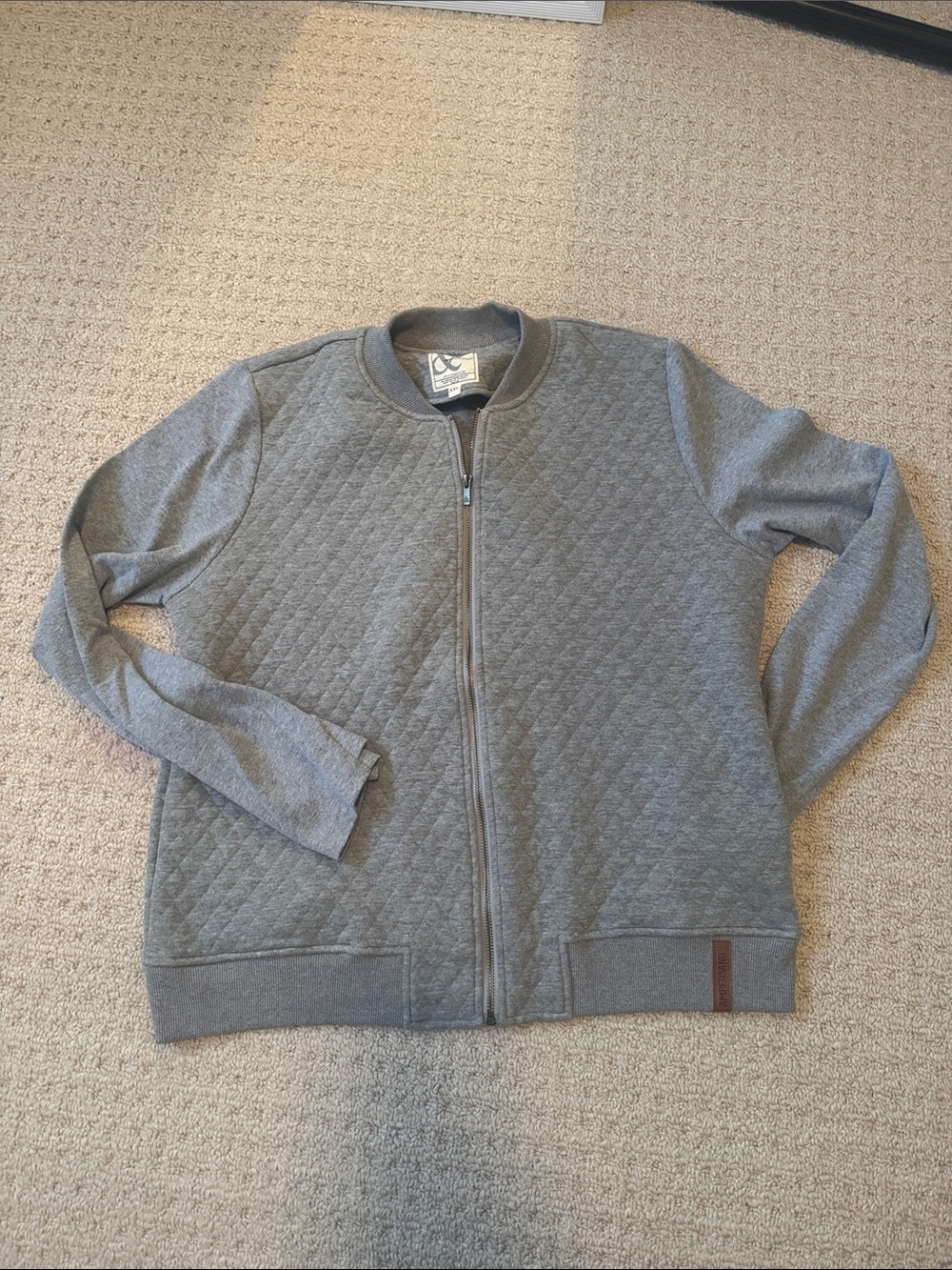 Quilted Zip-Front Sweater Jacket - Gray